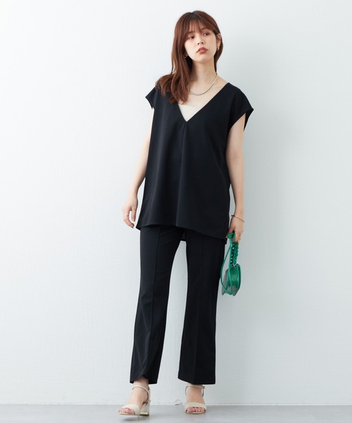 natural couture（ナチュラルクチュール）の「カットジョーゼットピンタックフレアパンツ（その他パンツ・レディース・オフホワイト/ブラック/ブラウン/グリーン・SMALL/MEDIUM）」の17枚目の写真