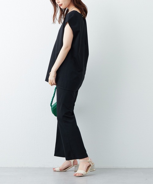 natural couture（ナチュラルクチュール）の「カットジョーゼットピンタックフレアパンツ（その他パンツ・レディース・オフホワイト/ブラック/ブラウン/グリーン・SMALL/MEDIUM）」の18枚目の写真