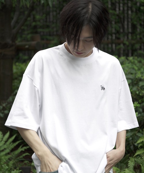 anown（アノン）の「亀ロゴ刺繍 半袖Tシャツ【SNSクリエイター けんいちろー×anown 限定コラボ】（Tシャツ/カットソー）」 - WEAR