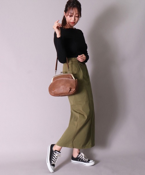 LIZDAYS(リズデイズ)の「(LF)【LIZDAYS】フェイクレザー がま口 ショルダー & ハンドバッグ(ショルダーバッグ・レディース・ブラック/グレイッシュベージュ/キャメル/ブラウン/ベージュ・ONE SIZE)」の8枚目の写真