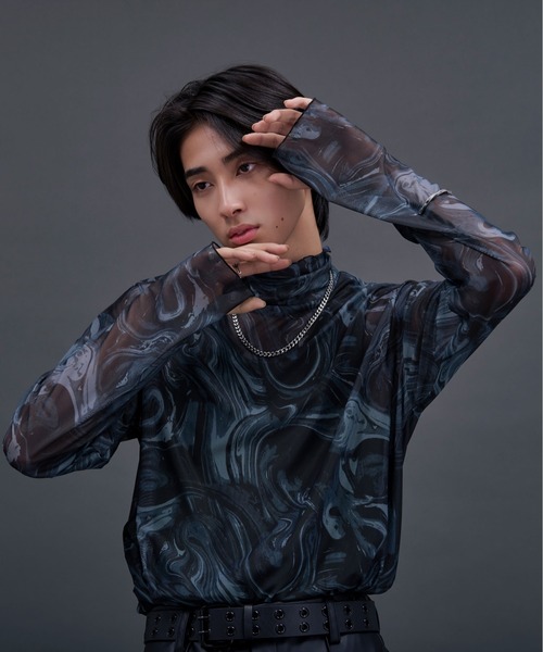 Ellno Loset（エルノロゼット）の「【新柄追加】アソートシアーハイネックインナー/サムホール付き（Tシャツ/カットソー・メンズ・ブラック/パープル/ボルドー/ライトグレー/ブルー/ブラック系その他/ブルー系その他/ブラック系その他2/ブラック系2/ホワイト系1/ブラック系1/シルバー/グレー/グレイッシュブルー/グレー系その他/ブラック系3/ブルー系・MEDIUM/LARGE）」の19枚目の写真