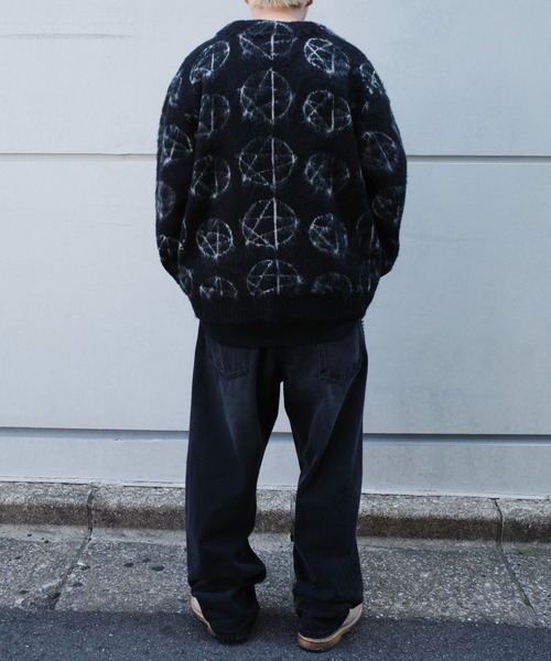 WHO'S WHO gallery（フーズフーギャラリー）の「【KOOKY'N/クーキー】アルパカ混モヘアライク星柄カーディガン（カーディガン/ボレロ・メンズ・ブラック/パープル・FREE）」の13枚目の写真