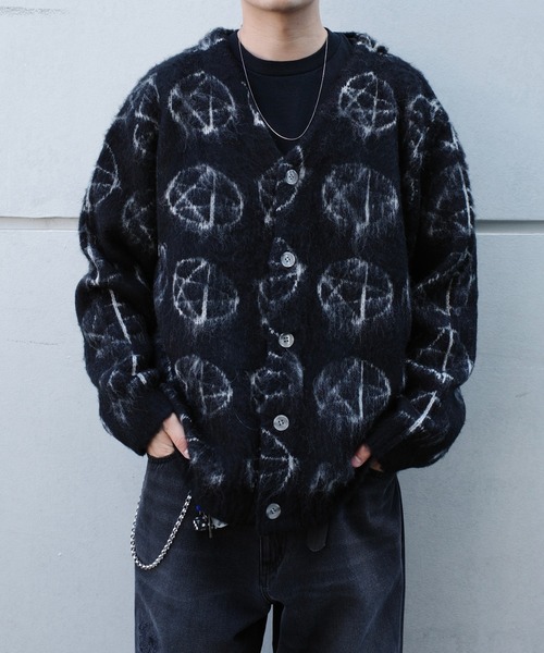 WHO'S WHO gallery（フーズフーギャラリー）の「【KOOKY'N/クーキー】アルパカ混モヘアライク星柄カーディガン（カーディガン/ボレロ・メンズ・ブラック/パープル・FREE）」の10枚目の写真