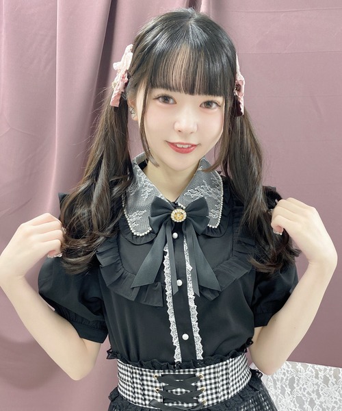 ROJITA（ロジータ）の「ブローチ付きヨークフリルブラウス（シャツ/ブラウス・レディース・ホワイト/ブラック/ピンク・FREE）」の16枚目の写真