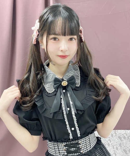 ROJITA（ロジータ）の「ブローチ付きヨークフリルブラウス（シャツ/ブラウス・レディース・ホワイト/ブラック/ピンク・FREE）」の10枚目の写真