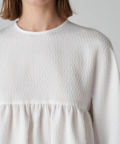 TOMORROWLAND (トゥモローランド)の「ランバスジャカード ペプラムブラウス(シャツ/ブラウス・レディース・ブラック/ホワイト・36)」の7枚目の写真