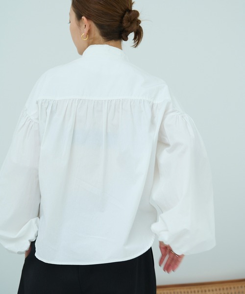 HANNE(アン)の「フロントピンタックボリュームブラウス(シャツ/ブラウス・レディース・ホワイト/ブラック・フリー)」の14枚目の写真