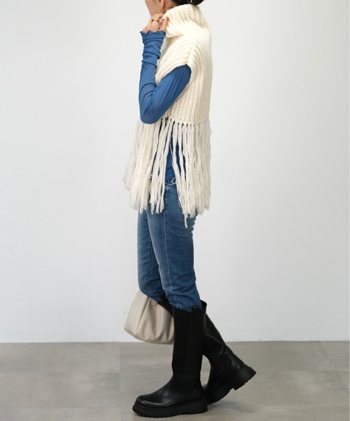 ANDJ(アンドジェイ)の「【2022/AW】【ANDJMADE】フリンジハイネックニットベスト(ベスト・レディース・グリーン系その他/ブラウン/オフホワイト/モカ・M)」の14枚目の写真