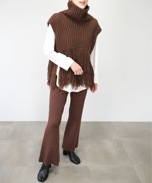 ANDJ(アンドジェイ)の「【2022/AW】【ANDJMADE】フリンジハイネックニットベスト(ベスト・レディース・グリーン系その他/ブラウン/オフホワイト/モカ・M)」の11枚目の写真