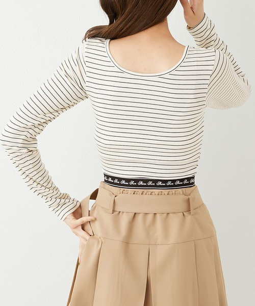 OLIVE des OLIVE（オリーブデオリーブ）の「裾ゴムロンティー（Tシャツ/カットソー・レディース・オフホワイト/ホワイト系その他/ブラック・FREE）」の21枚目の写真