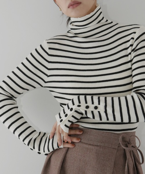 hellam（へラム）の「袖釦リブハイネックニット（ニット/セーター・レディース・アイボリー/ブラック/その他/杢グレー/オレンジ/パープル/グリーン/その他1/レッド/チャコール・FREE）」の18枚目の写真