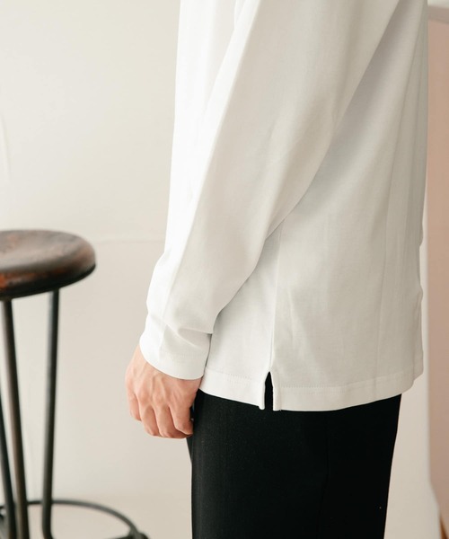 ITEMS URBANRESEARCH（アイテムズ アーバンリサーチ）の「シルケットスムース モックネックカットソー（Tシャツ/カットソー・メンズ・ブラック/グレー系その他/ホワイト・MEDIUM/LARGE）」の18枚目の写真