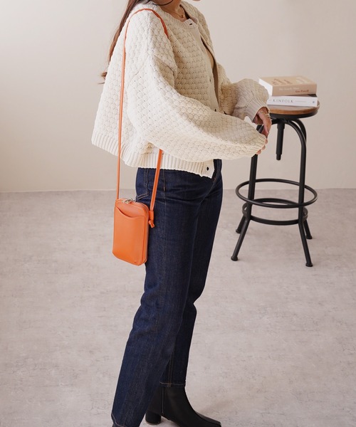 IAMUSE（アイアミューズ）の「スマホポケット付きマルチミニショルダーバッグ R0352【IAMUSE】（ショルダーバッグ・レディース・ブラック/オレンジ/グリーン/アイボリー/ライラック/グレイッシュベージュ・FREE）」の19枚目の写真