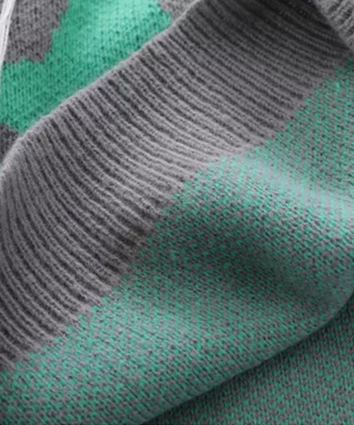 HOOK(フック)の「【HOOK】星柄垂れ糸デザインニット(ニット/セーター・メンズ・ブラック/グレー・M/XL/L)」の3枚目の写真