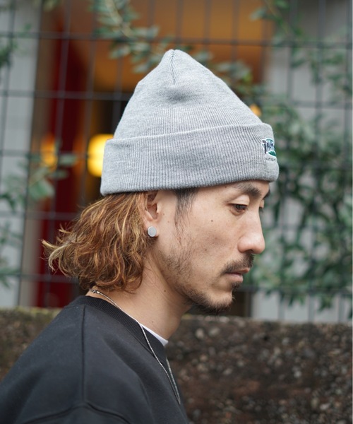 THRASHER（スラッシャー）の「OVAL MAG ACRYLIC BEANIE/スラッシャーニットキャップ・ビーニー（ニットキャップ/ビーニー・メンズ・ブラック/ネイビー/グレー/レッド・FREE）」の7枚目の写真