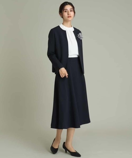 a.v.v（アーヴェヴェ）の「【洗える/セットアップ対応】ダブルクロスフレアスカート（スーツスカート・レディース・ブラック/ネイビー/ライトグレー・38/42/40/34/36）」の22枚目の写真