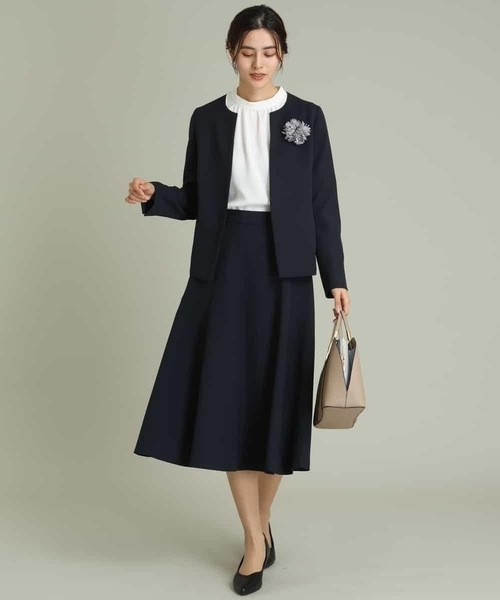 a.v.v（アーヴェヴェ）の「【洗える/セットアップ対応】ダブルクロスフレアスカート（スーツスカート・レディース・ブラック/ネイビー/ライトグレー・38/42/40/34/36）」の18枚目の写真