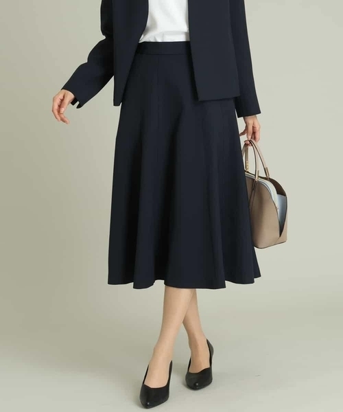 a.v.v（アーヴェヴェ）の「【洗える/セットアップ対応】ダブルクロスフレアスカート（スーツスカート・レディース・ブラック/ネイビー/ライトグレー・38/42/40/34/36）」の10枚目の写真