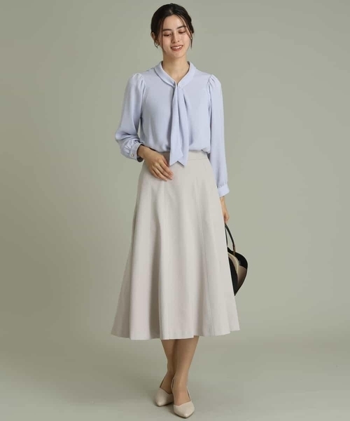 a.v.v（アーヴェヴェ）の「【洗える/セットアップ対応】ダブルクロスフレアスカート（スーツスカート・レディース・ブラック/ネイビー/ライトグレー・38/42/40/34/36）」の4枚目の写真