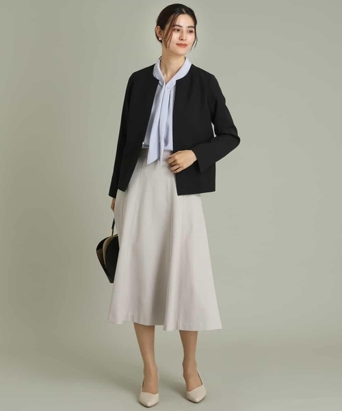 a.v.v（アーヴェヴェ）の「【洗える/セットアップ対応】ダブルクロスフレアスカート（スーツスカート・レディース・ブラック/ネイビー/ライトグレー・38/42/40/34/36）」の15枚目の写真