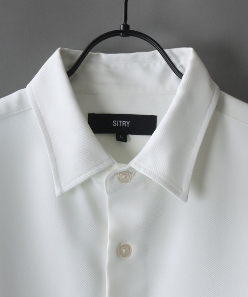 SITRY(シトリー)の「SITRY wide dress shirt with scarf/別注 スカーフ付き ワイド ドレスシャツ(シャツ/ブラウス・メンズ・ホワイト/チャコールグレー/ブラック/グレイッシュブルー・M/L)」の5枚目の写真