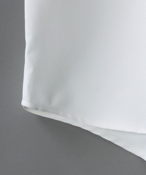 SITRY(シトリー)の「SITRY wide dress shirt with scarf/別注 スカーフ付き ワイド ドレスシャツ(シャツ/ブラウス・メンズ・ホワイト/チャコールグレー/ブラック/グレイッシュブルー・M/L)」の7枚目の写真