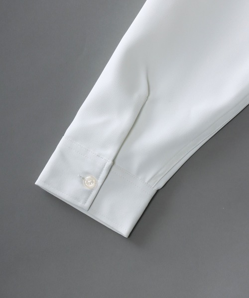 SITRY(シトリー)の「SITRY wide dress shirt with scarf/別注 スカーフ付き ワイド ドレスシャツ(シャツ/ブラウス・メンズ・ホワイト/チャコールグレー/ブラック/グレイッシュブルー・M/L)」の9枚目の写真