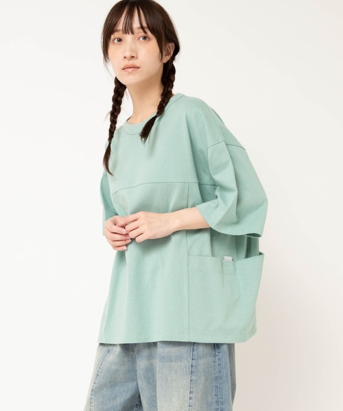URCH RNA(アーチ アールエヌエー)の「M1998 ツールポケット半T(Tシャツ/カットソー・レディース・ブラック/オフホワイト/ラベンダー/ライトブルー/ベージュ/スミクロ/ダークグリーン/杢グレー/ブルー/グリーン/チャコール/チャコールグレー/ピンク/ホワイト/ピンク系その他・MEDIUM)」の11枚目の写真