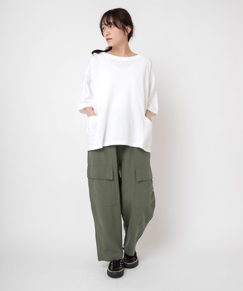 URCH RNA(アーチ アールエヌエー)の「M1998 ツールポケット半T(Tシャツ/カットソー・レディース・ブラック/オフホワイト/ラベンダー/ライトブルー/ベージュ/スミクロ/ダークグリーン/杢グレー/ブルー/グリーン/チャコール/チャコールグレー/ピンク/ホワイト/ピンク系その他・MEDIUM)」の20枚目の写真
