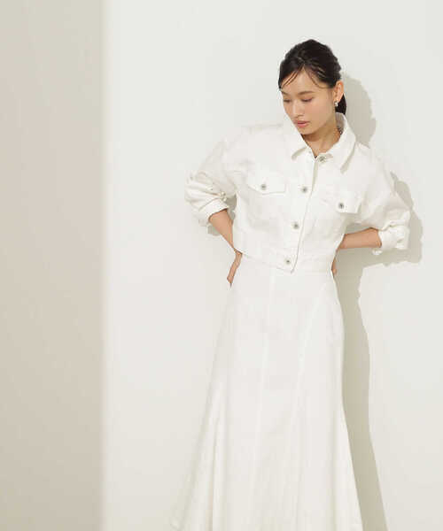 NATURAL BEAUTY BASIC(ナチュラルビューティーベーシック)の「デニムショートブルゾン(デニムジャケット・レディース・ネイビー/オフホワイト・SMALL/MEDIUM)」の4枚目の写真