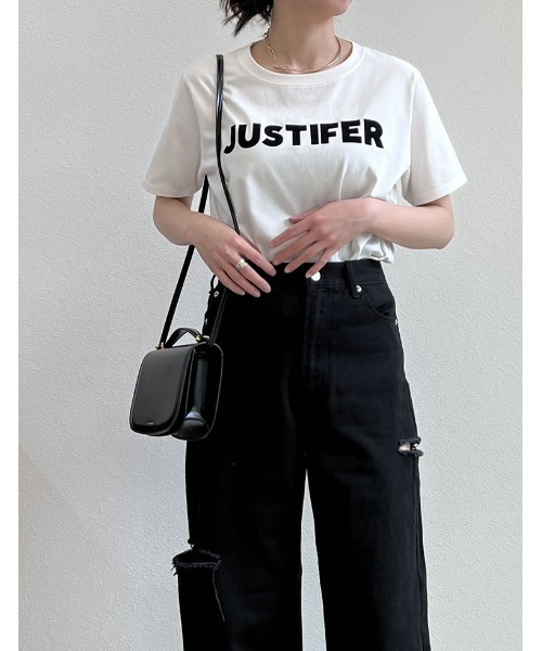 Re:EDIT（リエディ）の「[神山まりあさん着用][2023S/S COLLECTION]フロッキーゴシックロゴTシャツ（Tシャツ/カットソー・レディース・ホワイト/ブラック/ホワイト×ネイビー・MEDIUM/LARGE）」の9枚目の写真