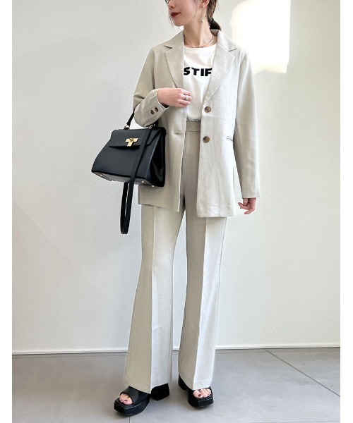 Re:EDIT（リエディ）の「[神山まりあさん着用][2023S/S COLLECTION]フロッキーゴシックロゴTシャツ（Tシャツ/カットソー・レディース・ホワイト/ブラック/ホワイト×ネイビー・MEDIUM/LARGE）」の20枚目の写真