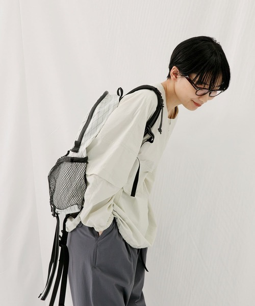 WILD THINGS（ワイルドシングス）の「『UVカット』『撥水』『別注』WILDTHINGS×EKAL　ウィンディープルオーバー（その他トップス・レディース・オフホワイト/グレー/カーキ・FREE）」の4枚目の写真