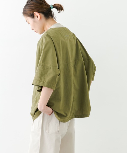 WILD THINGS（ワイルドシングス）の「『UVカット』『撥水』『別注』WILDTHINGS×EKAL　ウィンディープルオーバー（その他トップス・レディース・オフホワイト/グレー/カーキ・FREE）」の8枚目の写真