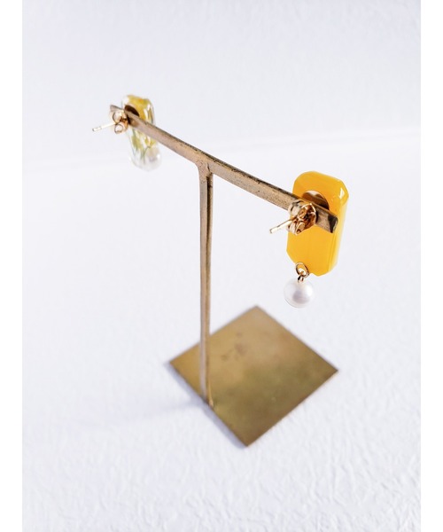 tone(トーン)の「【Tresor】ミモザ 淡水パール ピアス(MA)(ピアス(両耳用)・レディース・その他2/その他3/その他1/イエロー/その他4・FREE)」の13枚目の写真