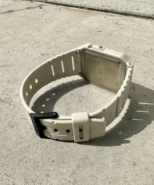 CASIO(カシオ)の「【CASIO】CA-53WF-1BJF(デジタル腕時計・レディース・ブラック/ホワイト・FREE)」の9枚目の写真