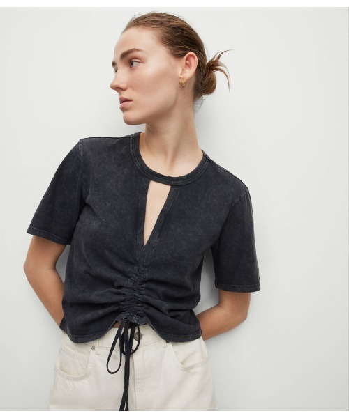 ALLSAINTS(オールセインツ)の「GIGI DRAWCORD T-SHIRT | GIGI ドローコード Tシャツ(Tシャツ/カットソー・レディース・ブラック系その他・4/6/8/10)」の14枚目の写真