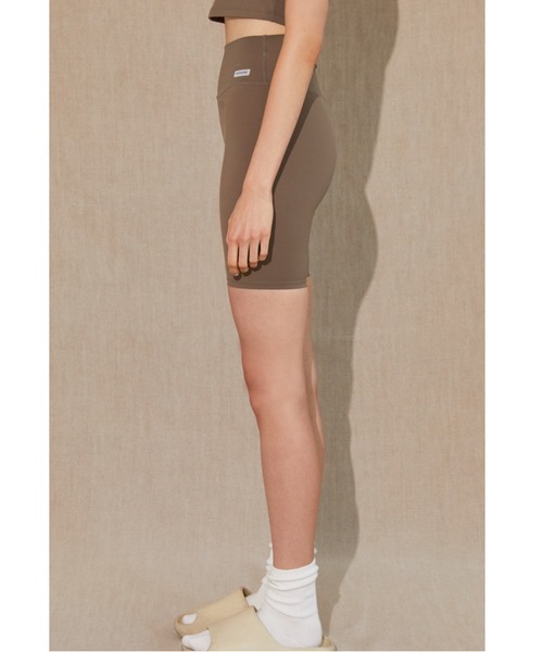 セール】Wellness Short Leggings / UVカットショートレギンス