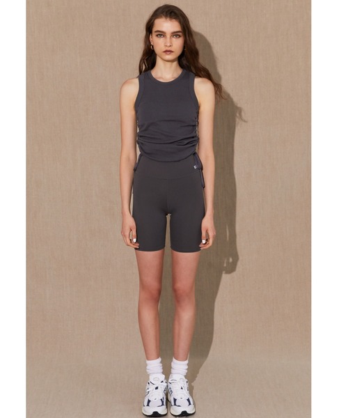 アリシアスタン　ショートパンツ　Alexia Stam Wellness セール】Wellness Short Leggings / UVカットショートレギンス