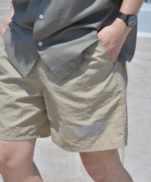 HINSON(ヒンソン)の「【SHIPS any別注】HINSON: ”NANY” ナイロン ミリタリー トレーニング ショーツ◇(その他パンツ・メンズ・ブラック/ベージュ/グレー/ネイビー/オリーブ・SMALL/MEDIUM/LARGE)」の4枚目の写真