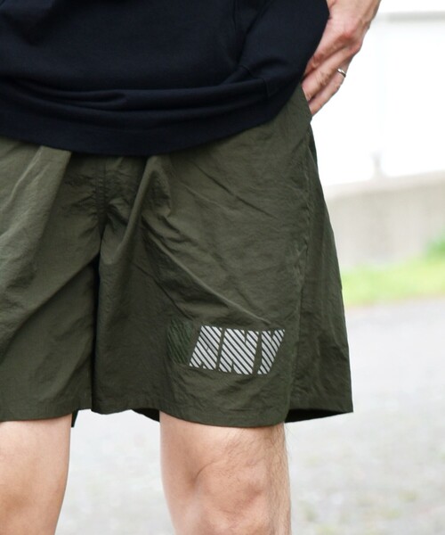 HINSON(ヒンソン)の「【SHIPS any別注】HINSON: ”NANY” ナイロン ミリタリー トレーニング ショーツ◇(その他パンツ・メンズ・ブラック/ベージュ/グレー/ネイビー/オリーブ・SMALL/MEDIUM/LARGE)」の16枚目の写真