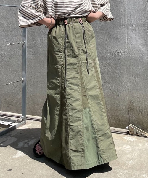 CIAOPANIC（チャオパニック）の「ミリタリー切替フレアスカート（スカート・レディース・ブラック/グリーン/カーキ・FREE）」の2枚目の写真