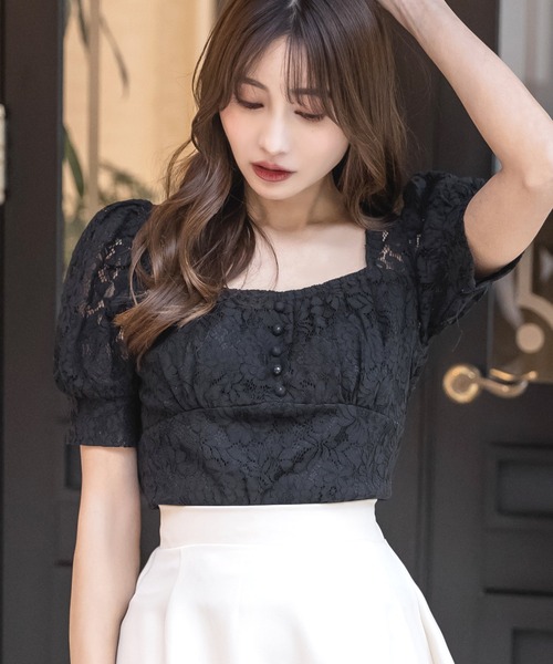 Julia Boutique（ジュリアブティック）の「スクエアネックフラワーレーストップス/23030（Tシャツ/カットソー・レディース・アイボリー/ブラック/グレイッシュブルー・ONE）」の6枚目の写真