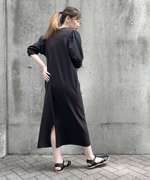 COMME CA ISM(コムサイズム)の「パフスリーブ Tシャツワンピース(ワンピース・レディース・ブラック/ワイン/ライトグレー/キャメル・MEDIUM/LARGE)」の17枚目の写真