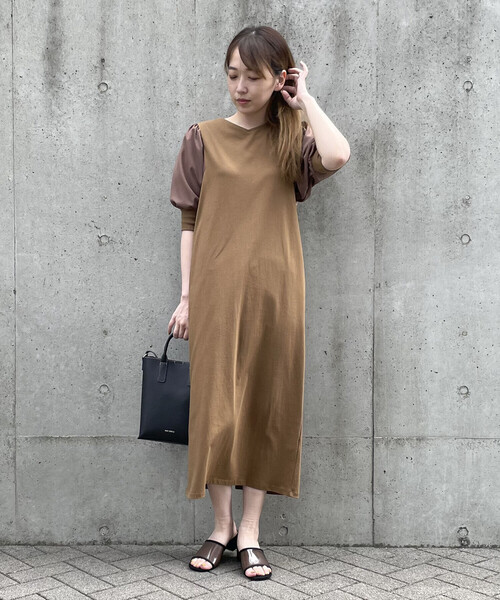 COMME CA ISM(コムサイズム)の「パフスリーブ Tシャツワンピース(ワンピース・レディース・ブラック/ワイン/ライトグレー/キャメル・MEDIUM/LARGE)」の16枚目の写真