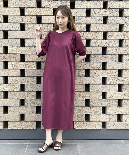 COMME CA ISM(コムサイズム)の「パフスリーブ Tシャツワンピース(ワンピース・レディース・ブラック/ワイン/ライトグレー/キャメル・MEDIUM/LARGE)」の14枚目の写真