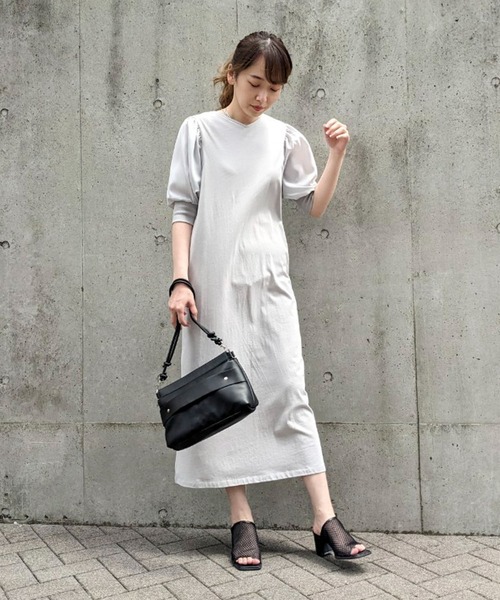 COMME CA ISM(コムサイズム)の「パフスリーブ Tシャツワンピース(ワンピース・レディース・ブラック/ワイン/ライトグレー/キャメル・MEDIUM/LARGE)」の7枚目の写真
