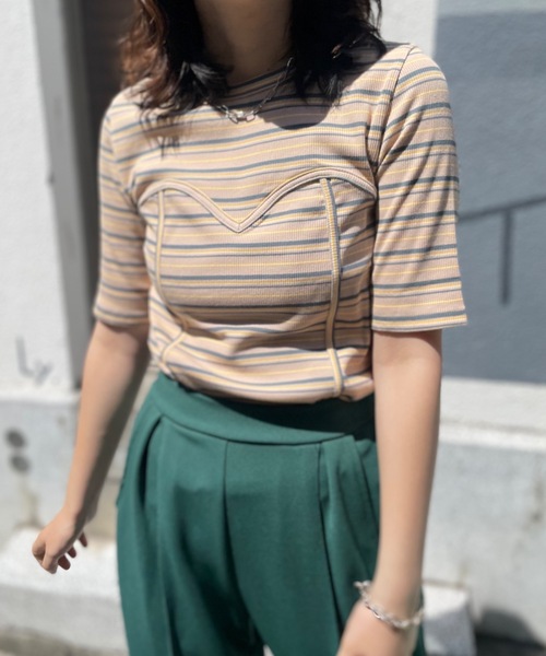 mi via loca（ミヴィアロカ）の「ビスチェデザインTシャツ（Tシャツ/カットソー・レディース・カーキ/ブラック/オフホワイト/モカ/グリーン系その他/ブラウン系その他・FREE）」の6枚目の写真