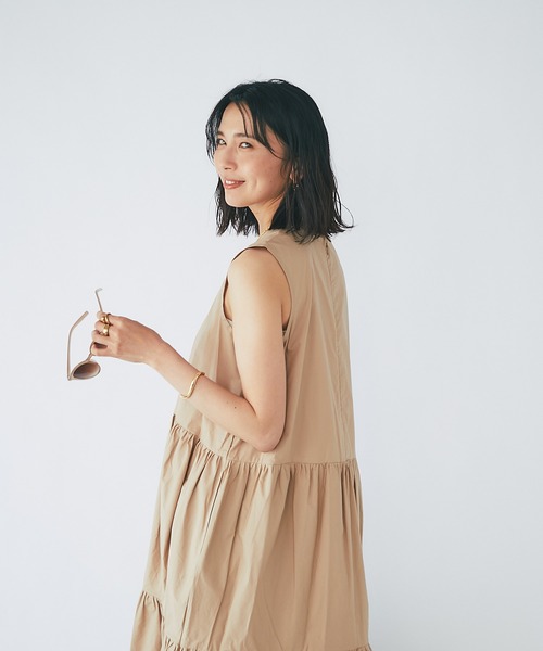 RIVE DROITE(リヴドロワ)の「タイプライターノースリティアードワンピース(ワンピース・レディース・ブラック/カーキ/ベージュ・FREE)」の22枚目の写真