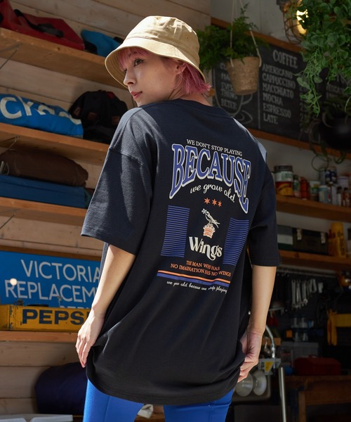 PBLIM（ページボーイリム）の「PBLIM/シガレットグラフィックT（Tシャツ/カットソー・レディース・ブラック/オフホワイト・MEDIUM/LARGE）」の2枚目の写真